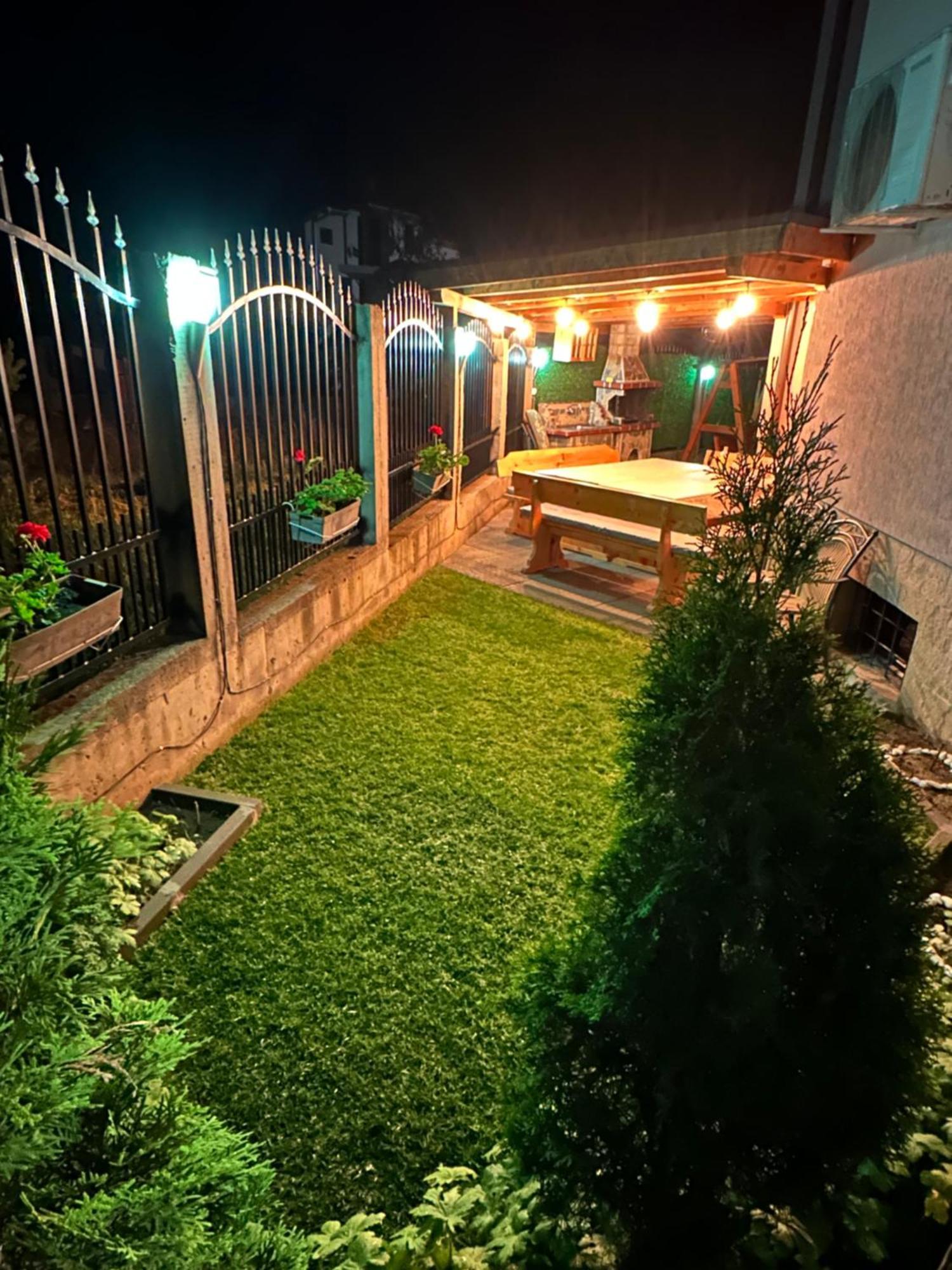 Advel Guest Hous Hotel Madzsare Kültér fotó