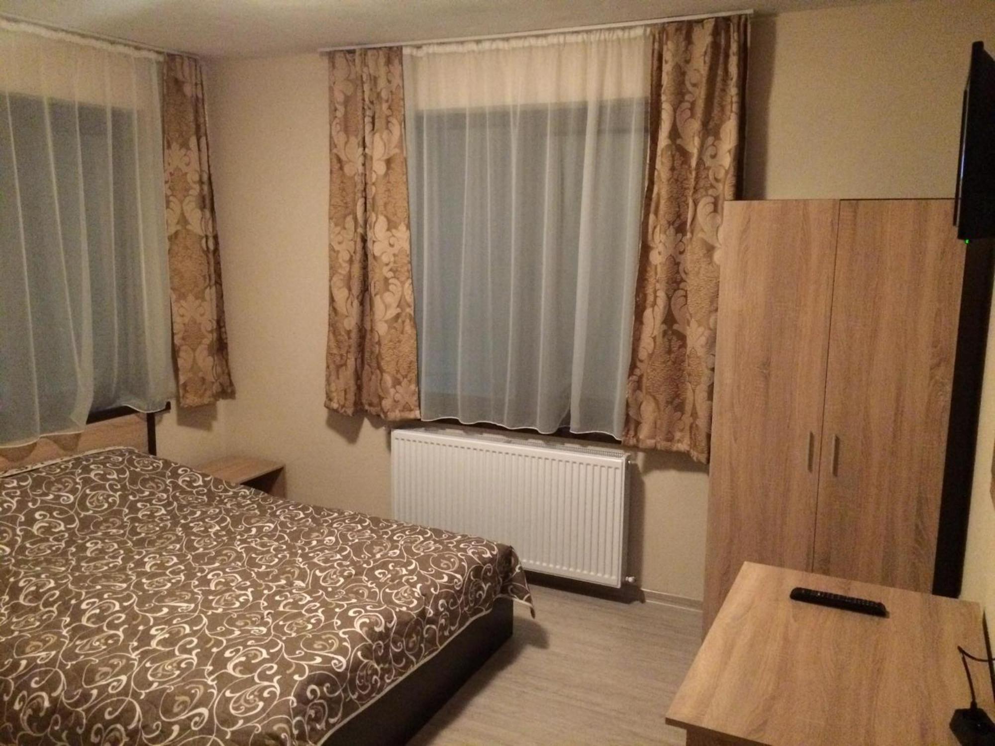 Advel Guest Hous Hotel Madzsare Kültér fotó