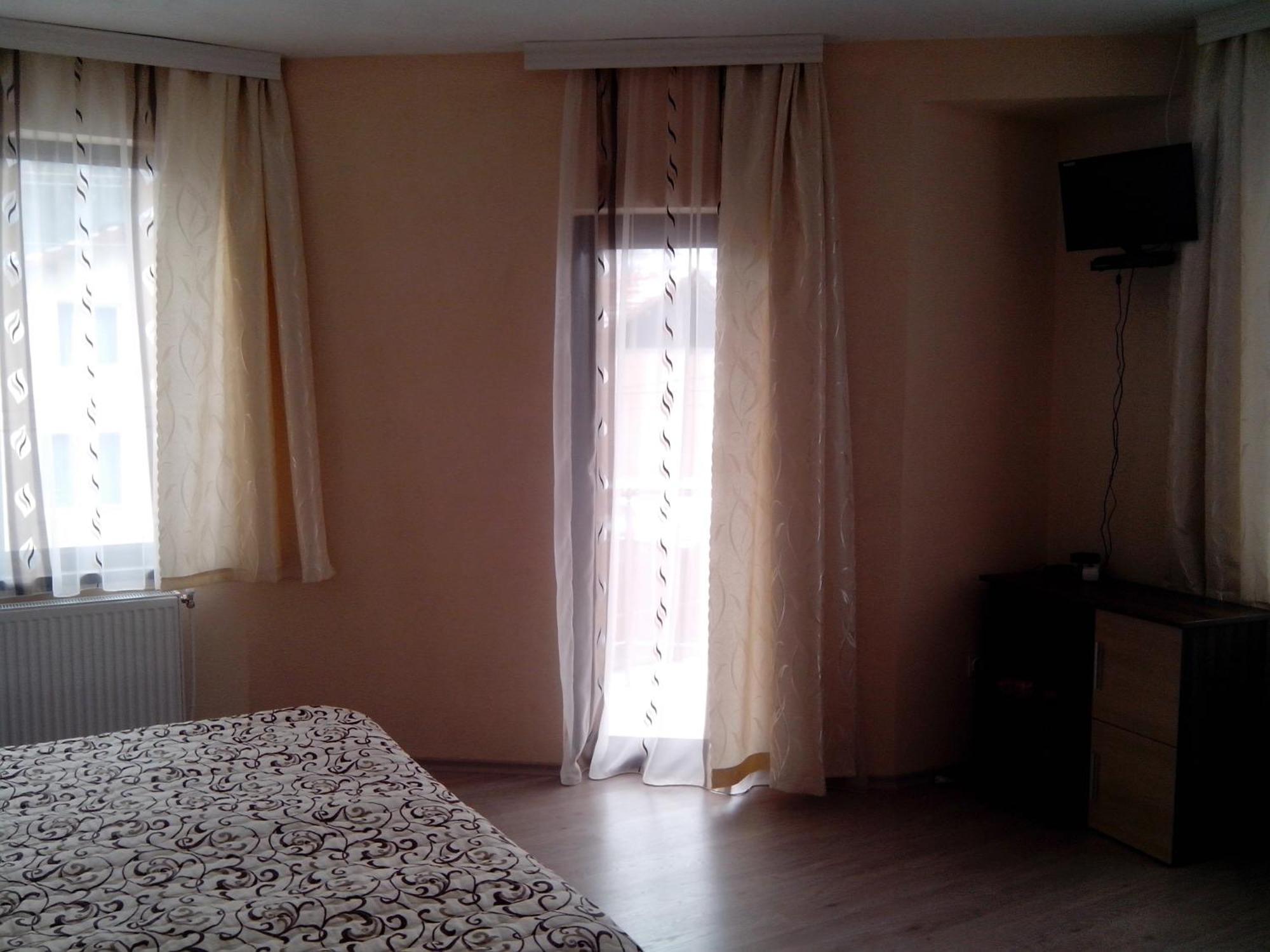 Advel Guest Hous Hotel Madzsare Kültér fotó