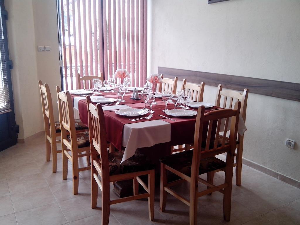 Advel Guest Hous Hotel Madzsare Kültér fotó